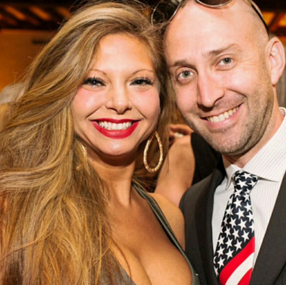 Meet your Posher, Elissa